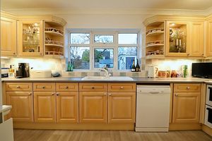 Kitchen- click for photo gallery
